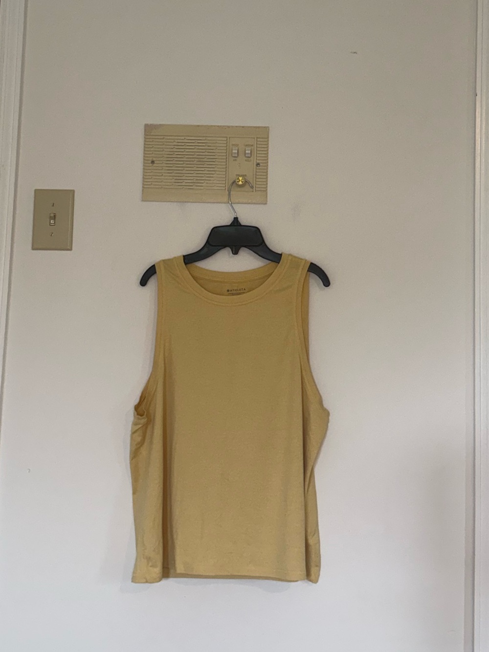 Athleta Loose-Fit Tanktop - Picture 2 of 4